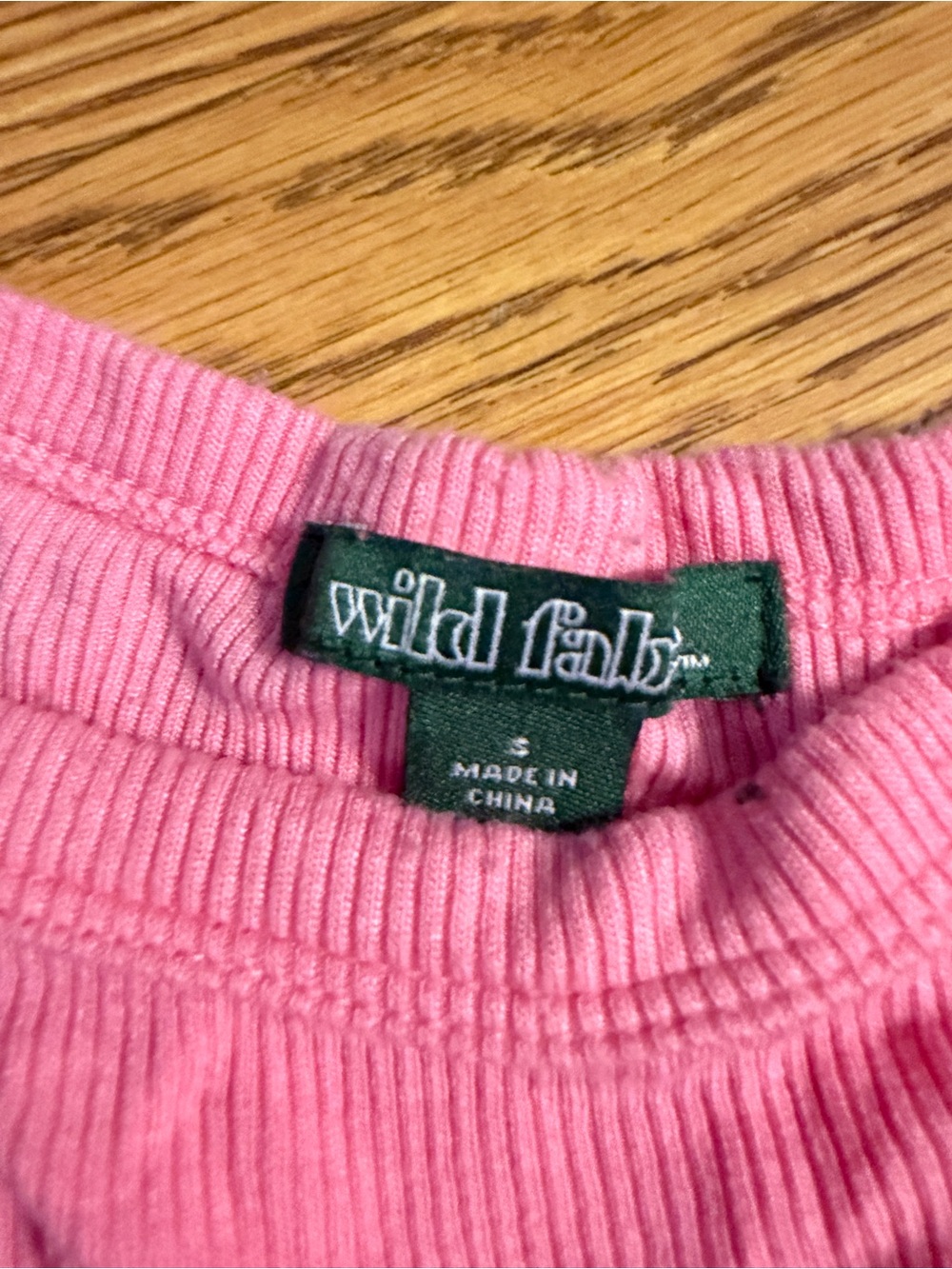 Pink Ribbed Tank Top with Daisy Shell Accent - Picture 2 of 3